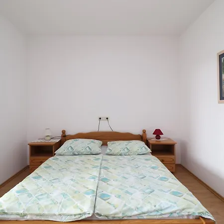 Apartament And Kruna