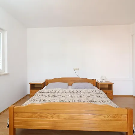 And Kruna Apartman