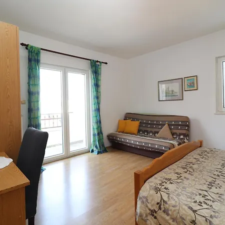 Apartament And Kruna *