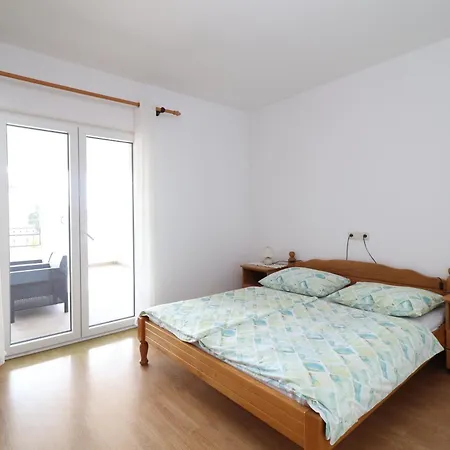 Apartament And Kruna